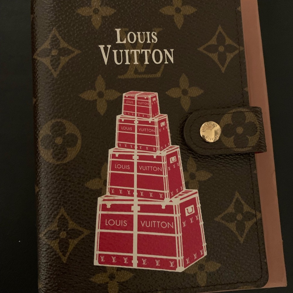 Louis Vuitton Special Edition Trunk Mini Agenda